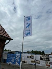 2024-06-12 Neue Flagge flattert im ostfriesischen Wind